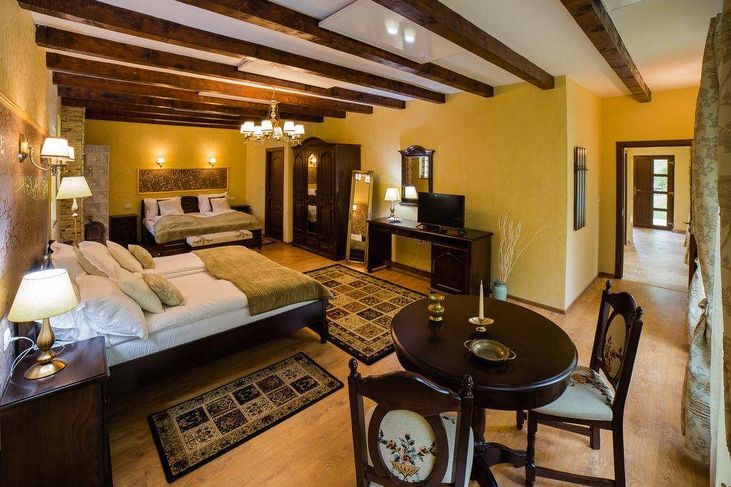 Pensiunea Dumbravita Hotel Rîu de Mori Екстериор снимка